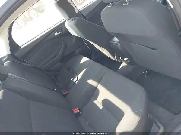 1FADP3FE0JL304694 2018 FORD FOCUS - Image 8
