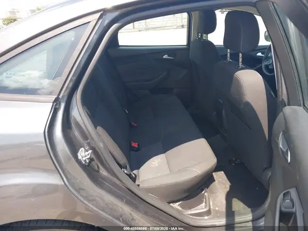 1FADP3FE0JL309832 2018 FORD FOCUS - Image 8