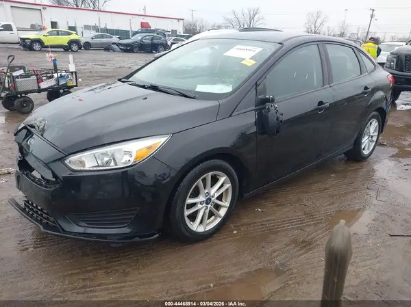 1FADP3FE0JL310155 2018 FORD FOCUS - Image 2