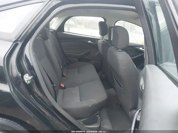 1FADP3FE0JL310155 2018 FORD FOCUS - Image 8