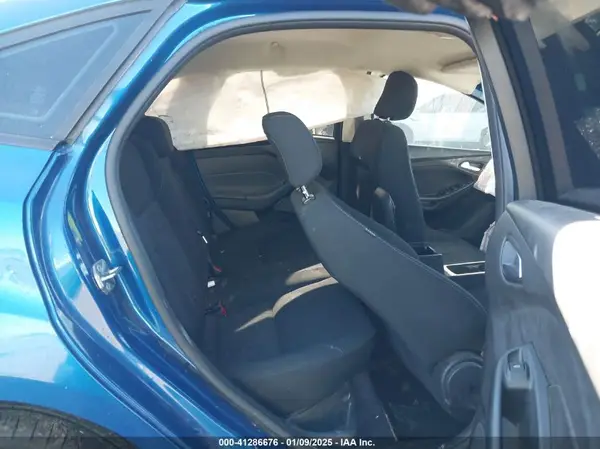 1FADP3FE0JL313542 2018 FORD FOCUS - Image 8