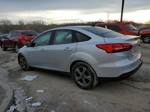 1FADP3FE0JL330311 2018 FORD FOCUS - Image 2