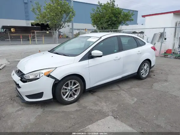 1FADP3FE0JL331278 2018 FORD FOCUS - Image 2