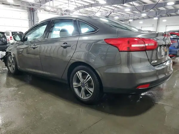 1FADP3FE1GL267972 2016 FORD FOCUS - Image 2