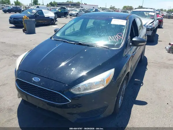 1FADP3FE1HL237565 2017 FORD FOCUS - Image 2