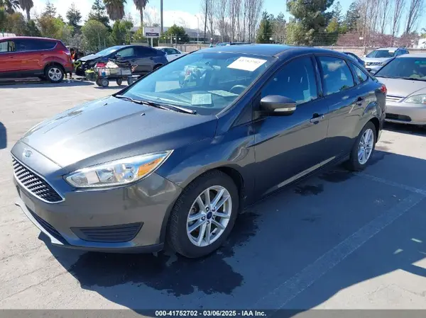 1FADP3FE1HL237582 2017 FORD FOCUS - Image 2