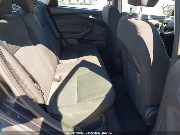1FADP3FE1HL237582 2017 FORD FOCUS - Image 8