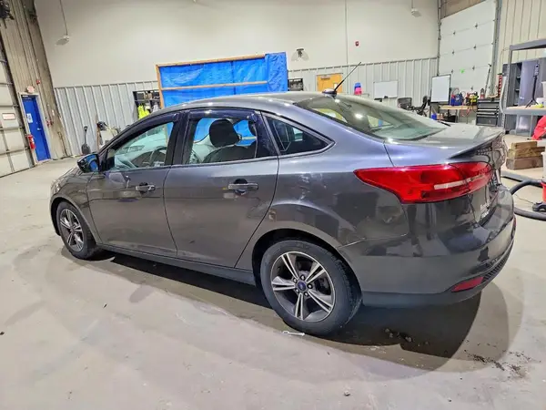 1FADP3FE1HL273885 2017 FORD FOCUS - Image 2