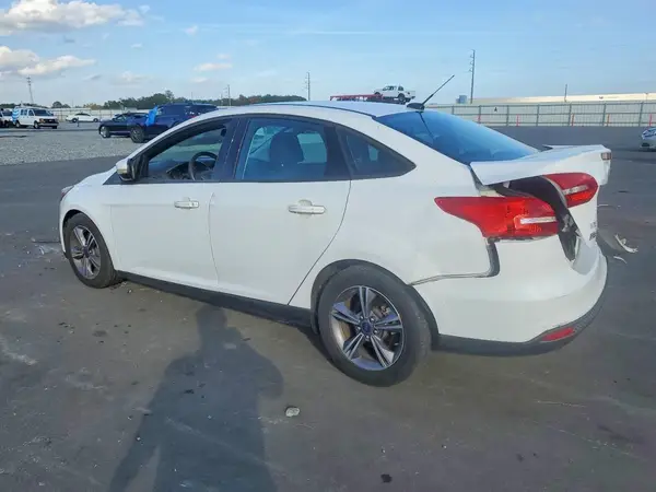 1FADP3FE1HL317478 2017 FORD FOCUS - Image 2