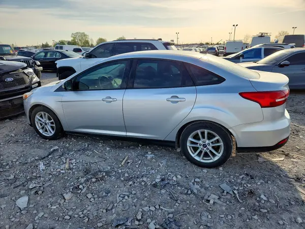 1FADP3FE1HL322745 2017 FORD FOCUS - Image 2