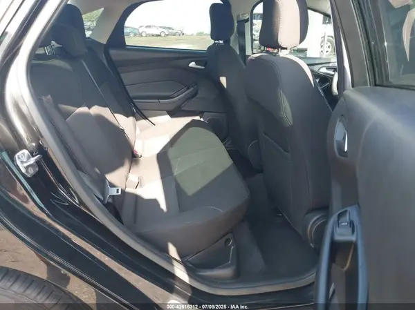 1FADP3FE1JL201963 2018 FORD FOCUS - Image 8