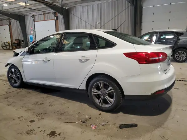 1FADP3FE1JL209903 2018 FORD FOCUS - Image 2