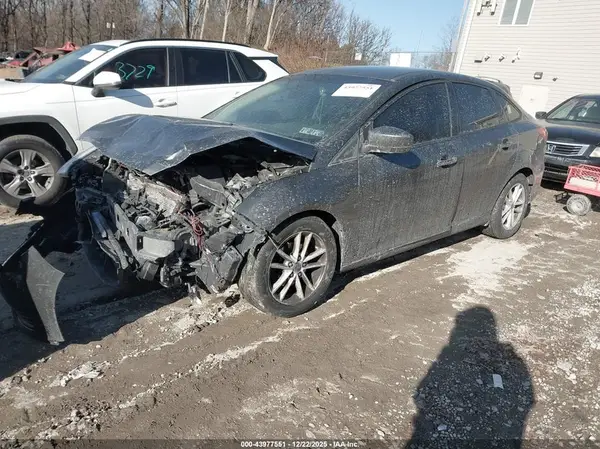 1FADP3FE1JL221694 2018 FORD FOCUS - Image 2