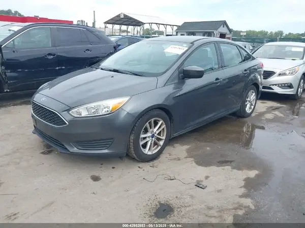 1FADP3FE1JL224210 2018 FORD FOCUS - Image 2
