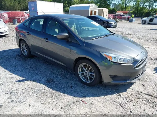 1FADP3FE1JL238012 2018 FORD FOCUS - Image 1