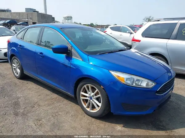 1FADP3FE1JL254632 2018 FORD FOCUS - Image 1
