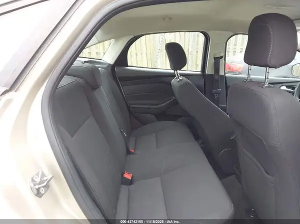 1FADP3FE1JL276579 2018 FORD FOCUS - Image 8