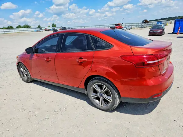 1FADP3FE1JL276999 2018 FORD FOCUS - Image 2