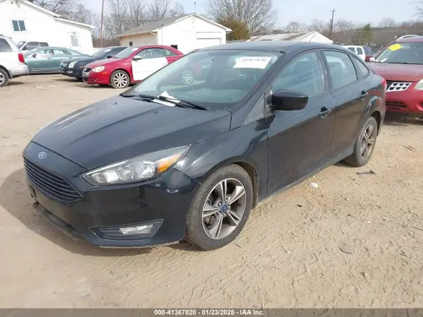 1FADP3FE1JL285153 2018 FORD FOCUS - Image 2