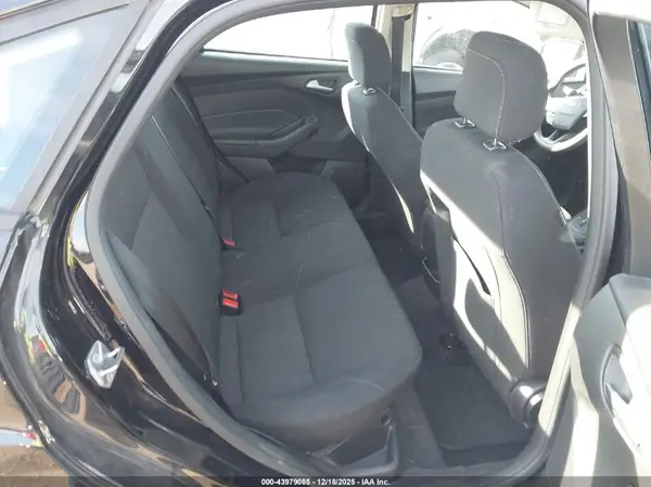 1FADP3FE1JL290837 2018 FORD FOCUS - Image 8