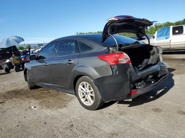 1FADP3FE1JL299988 2018 FORD FOCUS - Image 2