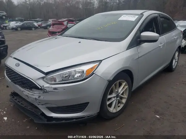 1FADP3FE1JL309869 2018 FORD FOCUS - Image 2