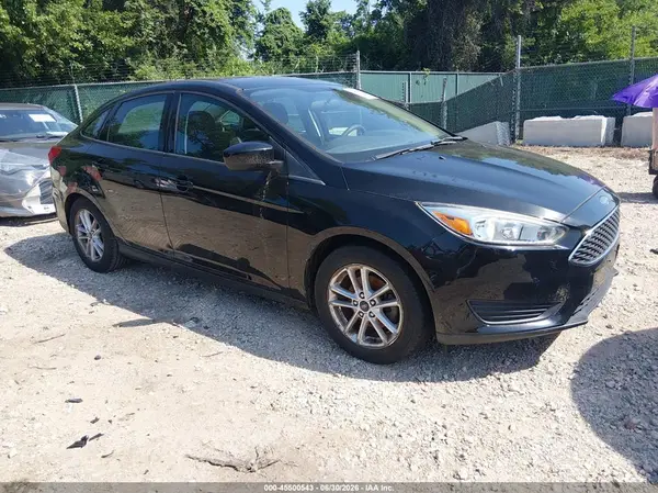 1FADP3FE1JL319768 2018 FORD FOCUS - Image 1