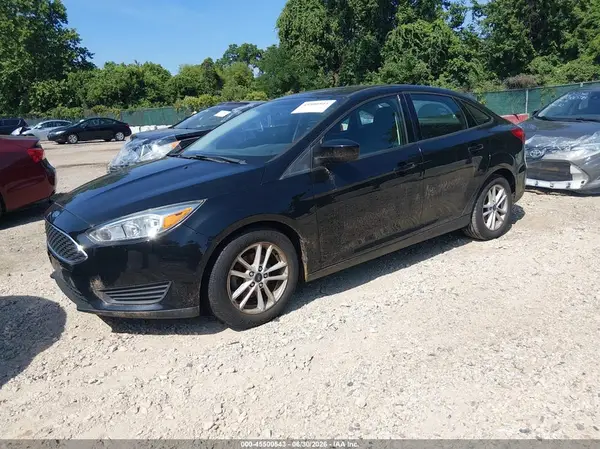 1FADP3FE1JL319768 2018 FORD FOCUS - Image 2