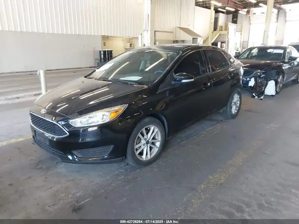 1FADP3FE2HL238045 2017 FORD FOCUS - Image 2