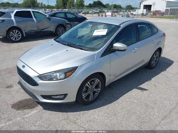1FADP3FE2HL253273 2017 FORD FOCUS - Image 2