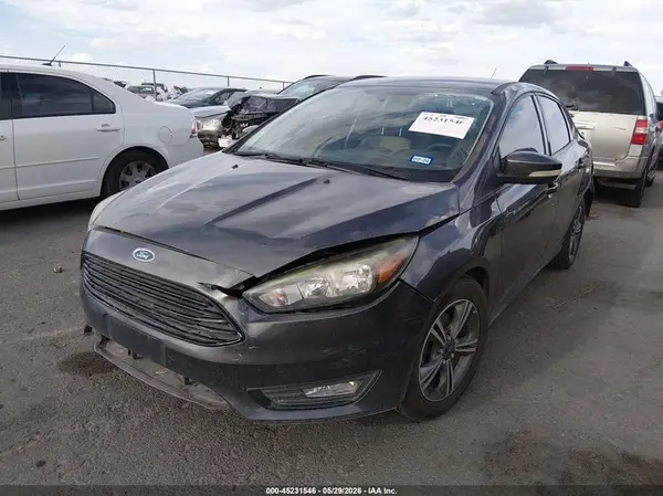 1FADP3FE2HL276682 2017 FORD FOCUS - Image 2