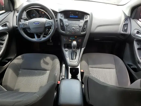 1FADP3FE2HL305520 2017 FORD FOCUS - Image 8