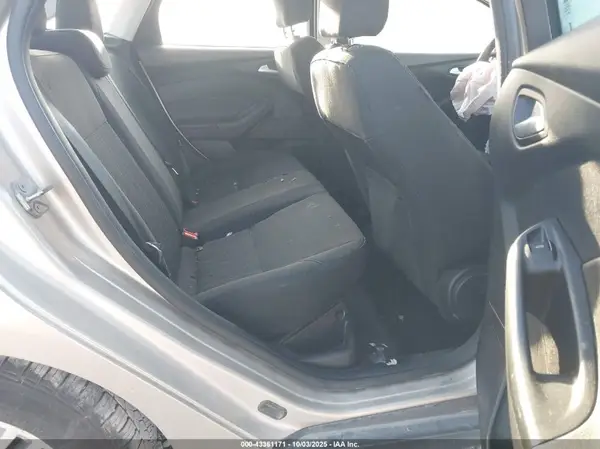 1FADP3FE2HL307011 2017 FORD FOCUS - Image 8