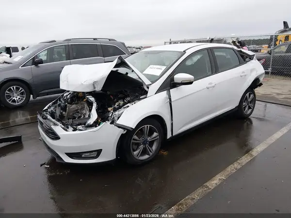 1FADP3FE2HL311608 2017 FORD FOCUS - Image 2