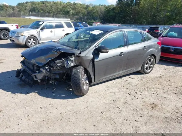 1FADP3FE2HL335536 2017 FORD FOCUS - Image 2