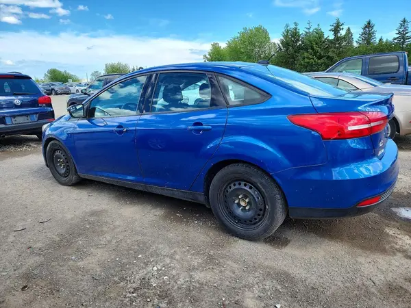 1FADP3FE2JL213667 2018 FORD FOCUS - Image 2