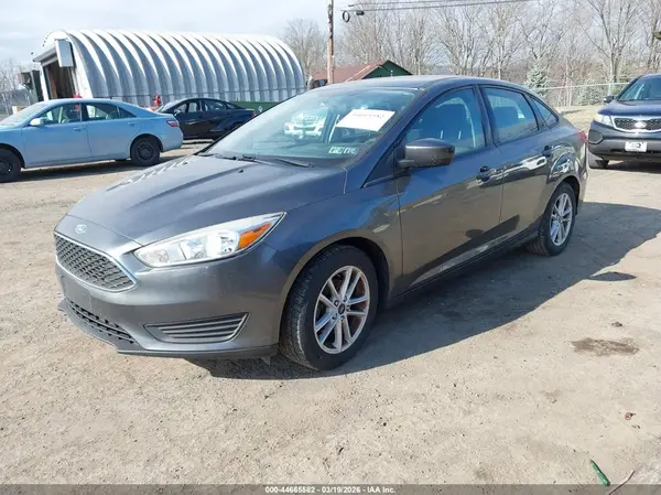 1FADP3FE2JL214172 2018 FORD FOCUS - Image 2
