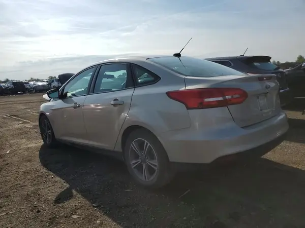 1FADP3FE2JL214611 2018 FORD FOCUS - Image 2