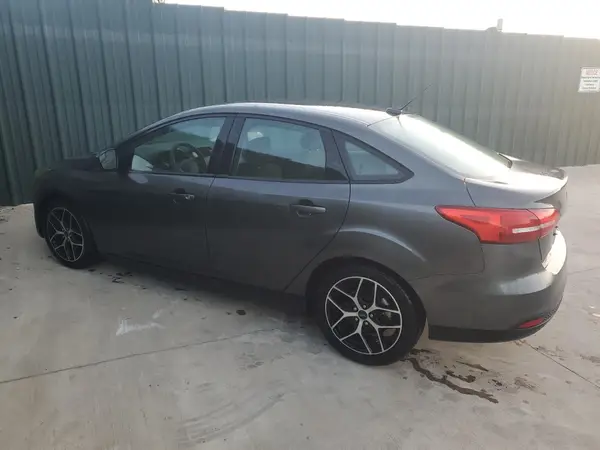 1FADP3FE2JL219999 2018 FORD FOCUS - Image 2