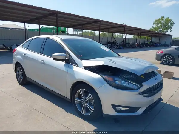 1FADP3FE2JL222983 2018 FORD FOCUS - Image 1