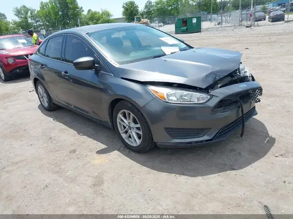 1FADP3FE2JL227679 2018 FORD FOCUS - Image 1