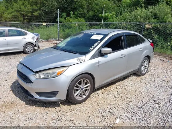 1FADP3FE2JL265137 2018 FORD FOCUS - Image 2