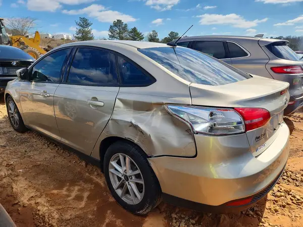 1FADP3FE2JL269494 2018 FORD FOCUS - Image 2