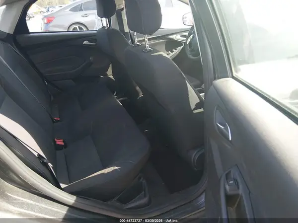 1FADP3FE2JL275506 2018 FORD FOCUS - Image 8