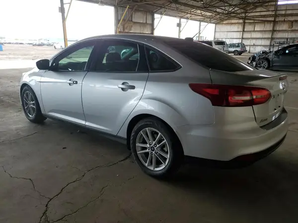1FADP3FE2JL293455 2018 FORD FOCUS - Image 2