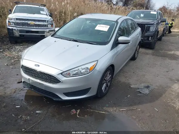 1FADP3FE2JL318614 2018 FORD FOCUS - Image 2