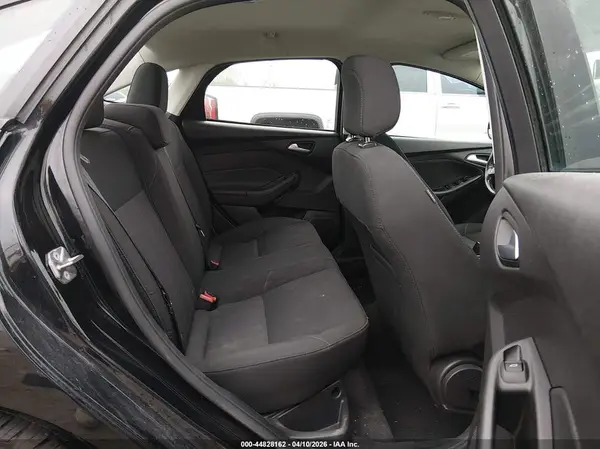 1FADP3FE2JL331752 2018 FORD FOCUS - Image 8