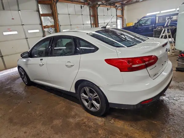 1FADP3FE3GL403096 2016 FORD FOCUS - Image 2