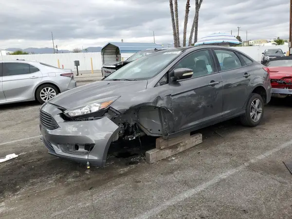 1FADP3FE3HL235896 2017 FORD FOCUS - Image 1