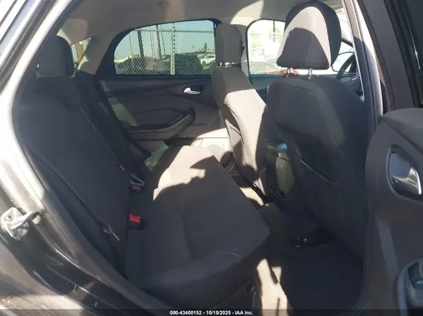 1FADP3FE3HL237552 2017 FORD FOCUS - Image 8